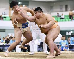 　相撲個人準々決勝で敗れた埼玉栄・田宮愛喜＝ヤマタスポーツパーク鳥取県民体育館