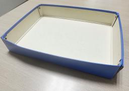 　生活保護申請時に財布にある現金などを出させるため、三重県鈴鹿市が用意している箱