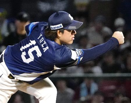 　楽天戦に先発し、５回２失点で６勝目を挙げた西武・与座＝楽天モバイルパーク