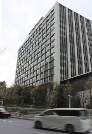 内閣府が入る中央合同庁舎8号館