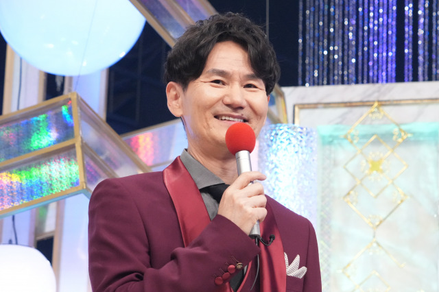 『歌唱王』大会委員長を務めるウッチャンナンチャン・南原清隆（C）日本テレビ