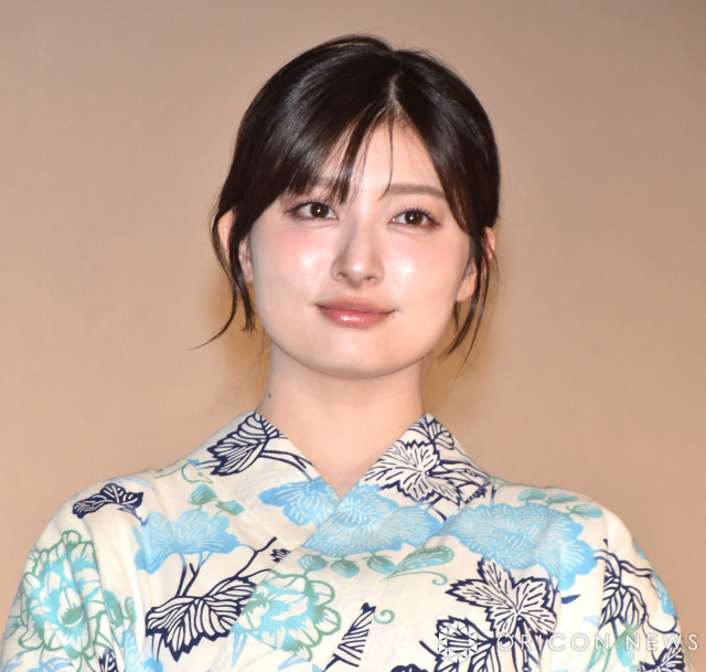 うっかりミスで松本若菜に抱きついた吉川愛 （C）ORICON NewS inc.