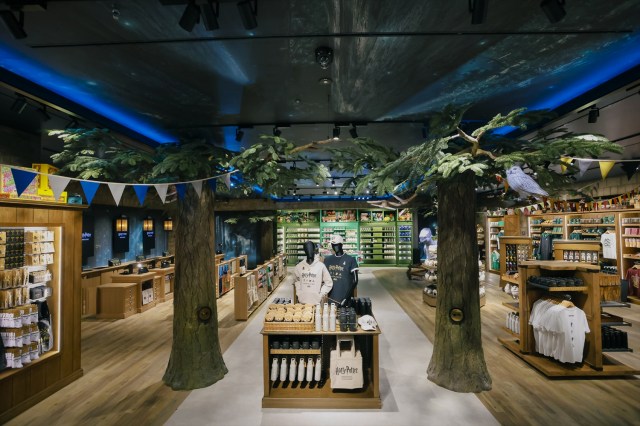 「ハリー・ポッター ショップ 原宿」8月14日オープン　Harry Potter Shop Harajuku