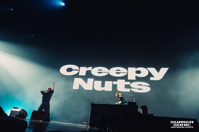 『SUMMER SONIC BANGKOK 2025』でのCreepy Nutsのパフォーマンス