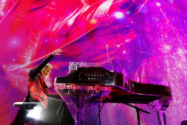 『EVENING / BREAKFAST with YOSHIKI 2025 in TOKYO JAPAN KURENAI』の模様