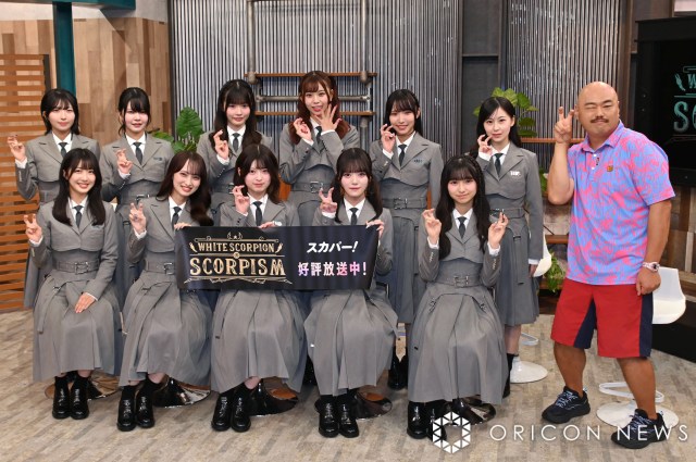 『WHITE SCORPIONのSCORPIM』囲み取材に登場したWHITE SCORPION＆クロちゃん （C）ORICON NewS inc.