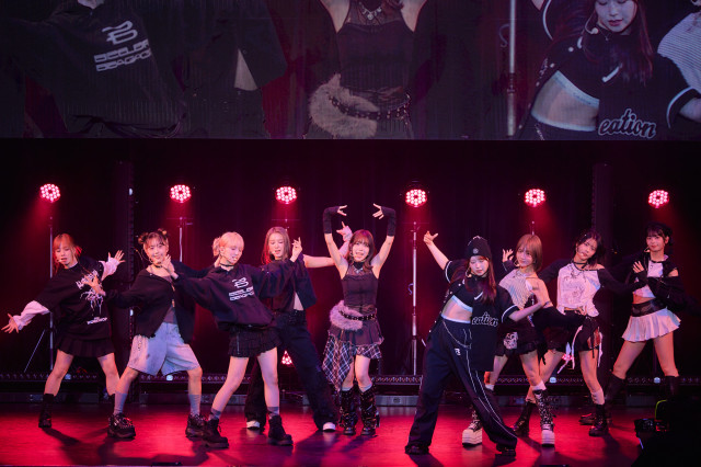 1ST ALBUM『WHO I AM』リリース記念SHOWCASEに登場したME:I（C）LAPONE GIRLS