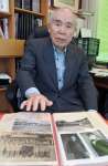 「北朝鮮の映像を見ると、戦前戦中の日本を思い出してやるせない」と語る大薗哲則さん＝鹿児島市日之出町