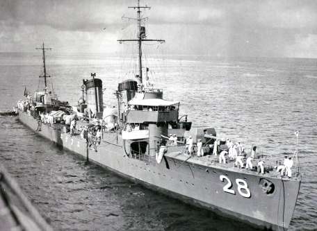 １９３６年、南洋群島方面で活動中の駆逐艦「夕凪」（呉市海事歴史科学館編「日本海軍艦艇写真集　駆逐艦」より）