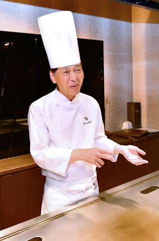 「鉄板焼　楠」の木下泉料理長