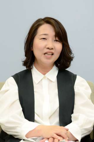 樋之口里花氏