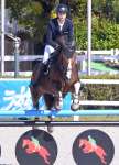 馬術少年二段階障害飛越で２位に入った上村汀（鹿児島工高）＝兵庫県の三木ホースランドパーク