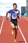 少年男子Ｂ１００メートル決勝で４位入賞した鹿児島の安田夢雄生（明桜館高）＝ＳＡＧＡサンライズパーク陸上競技場