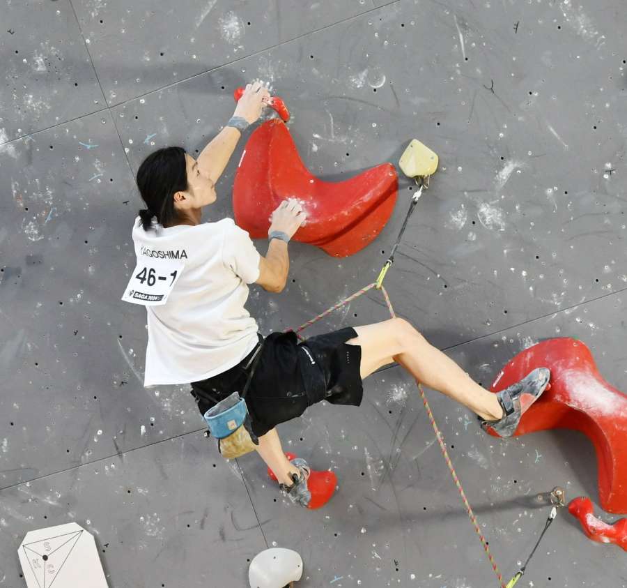 スポーツクライミング成年男子決勝、鹿児島・土肥のリード＝九州クライミングベースＳＡＧＡ