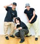 ダンス日本一に輝いた「ＭＡＰＬＥ　ＭＡＮＩＡ」の（左から）深江遥斗さん、蓑茂希衣菜さん、岩田梨愛来さん＝いちき串木野市生福