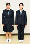 来春からリニューアルする女子生徒の冬の制服＝薩摩川内市の川内商工高校