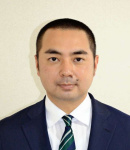 永山　由高氏