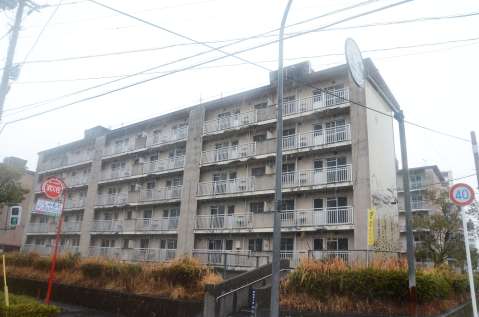 一般競争入札で落札された県営原良団地Ｃ区画＝１２日、鹿児島市明和４丁目
