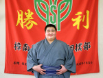 ９日初日の春場所で初土俵を踏む予定の福崎真逢輝＝樟南高