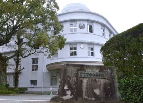 〈関連〉県立甲南高校＝鹿児島市