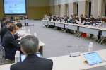 福祉避難所の同時開設などを承認した鹿児島市防災会議＝１９日、同市のカクイックス交流センター