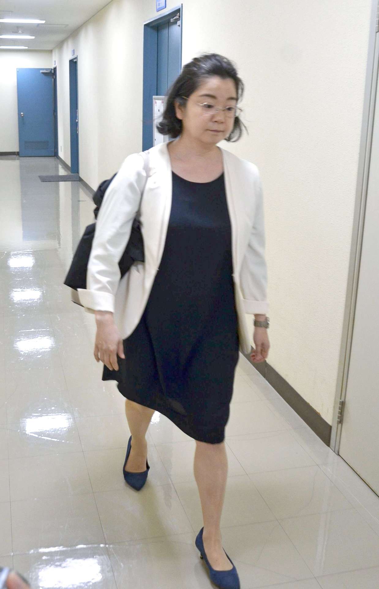 連合鹿児島の推薦決定後、執行委員会へあいさつに訪れた尾辻〓朋実氏＝１９日、鹿児島市