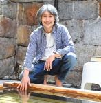 湯川内温泉かじか荘の再開にこぎつけた山口貴史さん