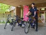 八重山公園でレンタルできる電動アシスト付き自転車＝鹿児島市郡山町の八重山公園