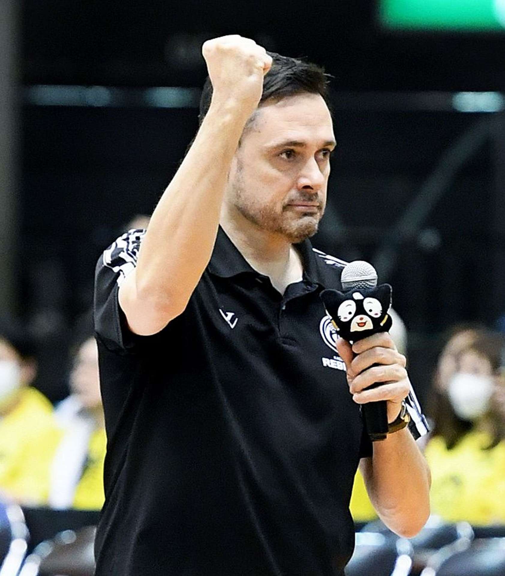 フェルナンド・カレロ・ヒル監督