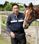 競馬功績者表彰を受けた柏木務さん