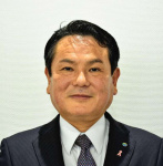 中重真一氏