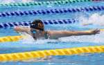女子２００メートルバタフライを大会新で制した後野真衣（鹿屋体大）＝鴨池公園