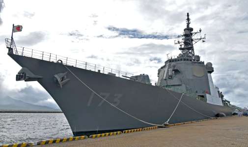 〈関連〉鹿児島本港区北ふ頭に寄港した護衛艦こんごう＝２５日