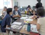 意見交換する「おおさきアリ会議」の参加者＝大崎町中央公民館