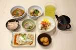 ビュッフェに並ぶ県産食材を使ったメニューや鹿児島の郷土料理＝鹿児島市のリッチモンドホテル鹿児島天文館