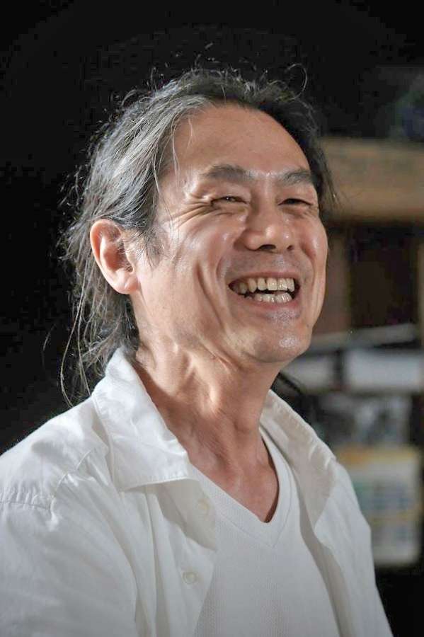 〈関連〉「エイタロウ」製作に私財を投じた。「昼夜問わずバイトしています」と笑う久保理茎監督（太良仁提供）