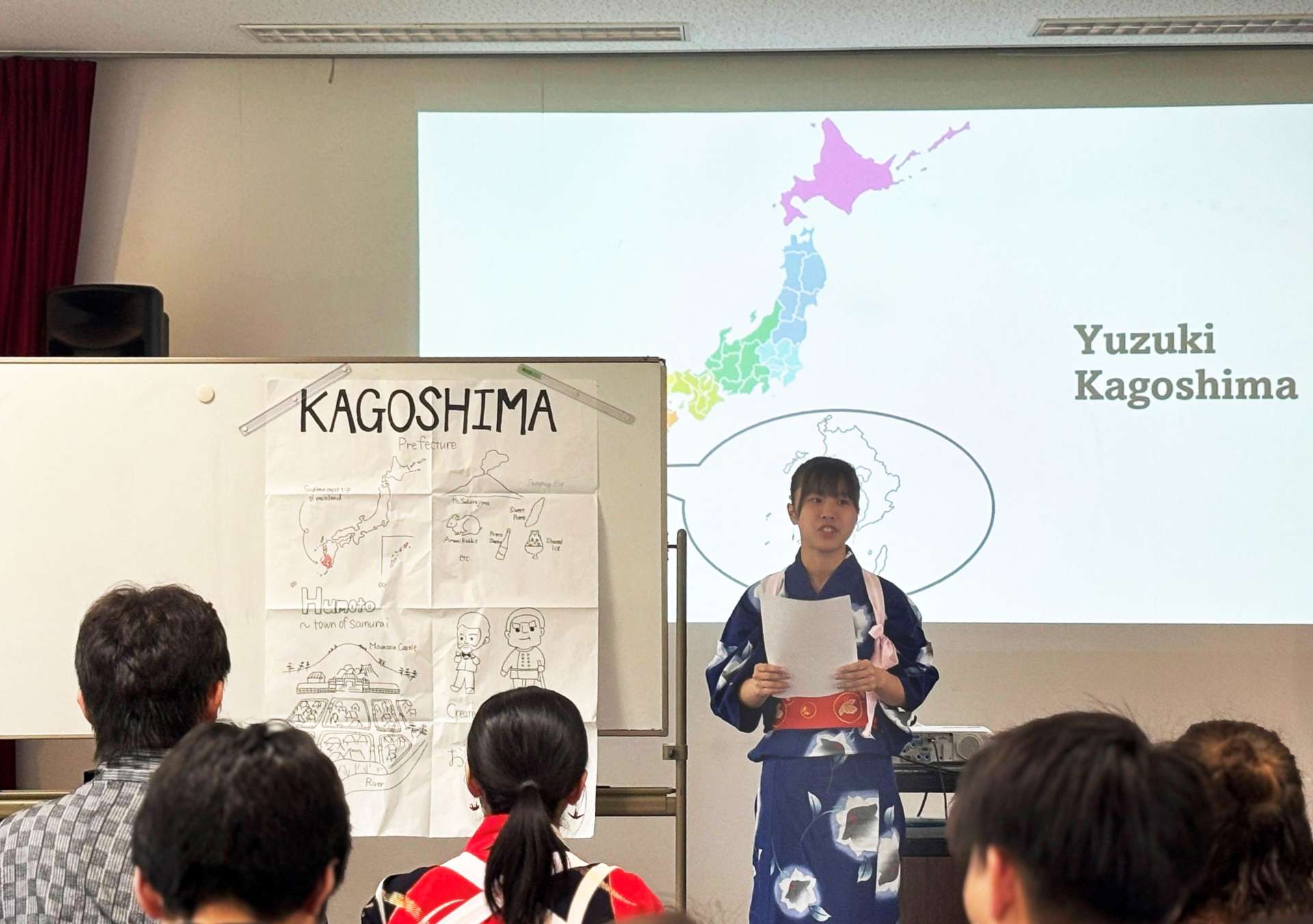 鹿児島県や「麓」の魅力について発表する櫻井佑月さん（ＡＩＧ高校生外交官プログラム事務局提供）