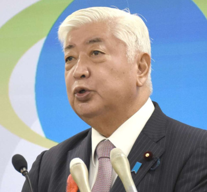 10日に防衛省であった記者会見で自衛隊統合演習に関して質問に答える中谷元・防衛相