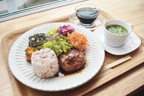スターカフェ×タニタカフェ