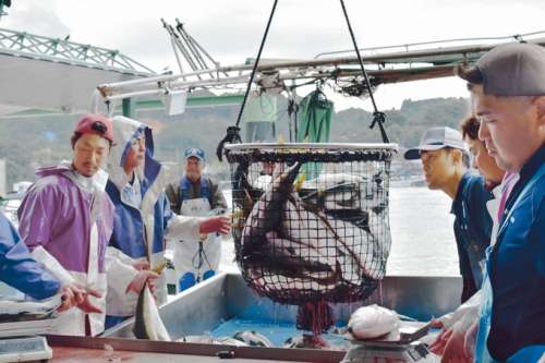 長島大陸市場食堂