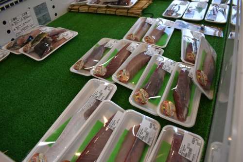 長島大陸市場食堂