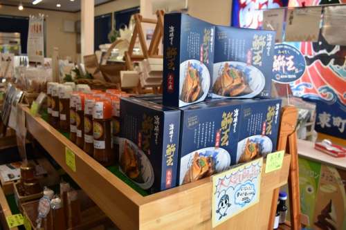 長島大陸市場食堂