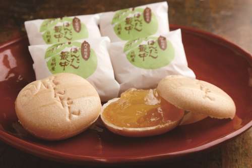 日嗣屋菓子舗<small>（ひつぎや）</small>