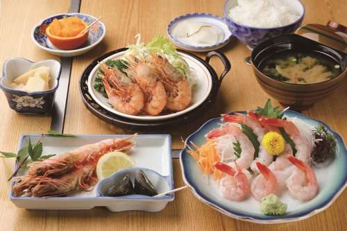 お食事処 玉鱗<small>(ぎょくりん)</small>