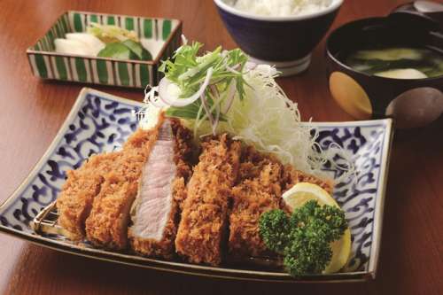 名代かつ屋 万さく