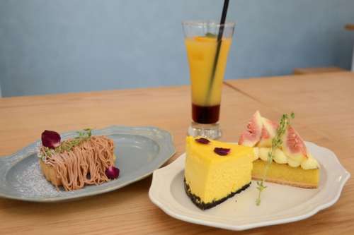 cafe sigasiga<small>（カフェ・シガシガ）</small>