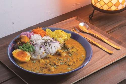 メラメラ（事務所カレー）