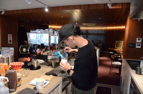 haf coffee stop<small>(ハフコーヒーストップ)</small>
