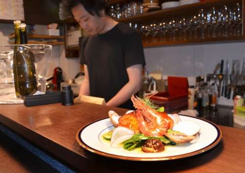 洋食とワインの店 coucou<small>（クークー）</small>