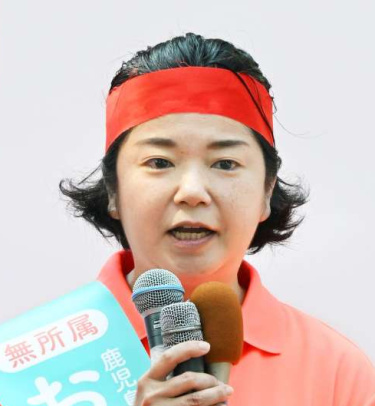 尾辻朋実氏